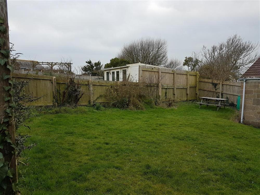 Hillview Bungalow Burton Bradstock Exterior foto